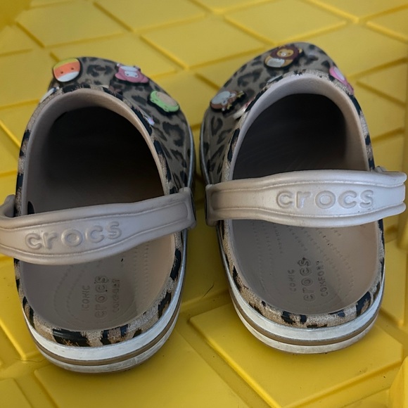 CROCS Leopard Print Clogs with Fun Charms - Picture 6 of 7